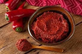 Tatlı Biber Salçası